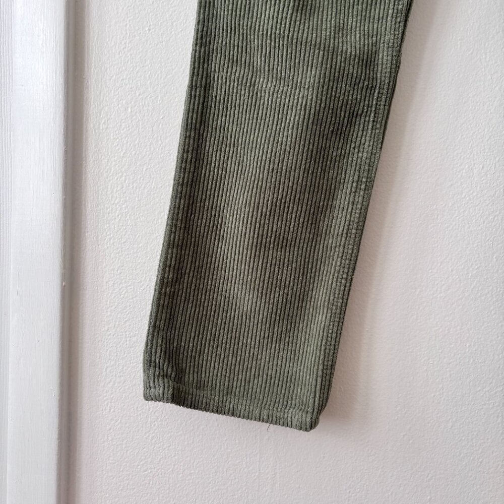 Reformation Cynthia Button Fly High Rise Straight Corduroy Pants in Moss - Picture 5 of 7